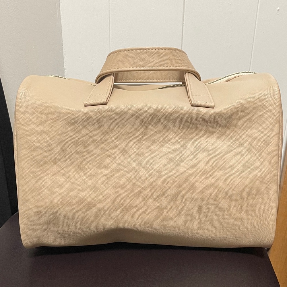 Elegant soft pink toiletry bag